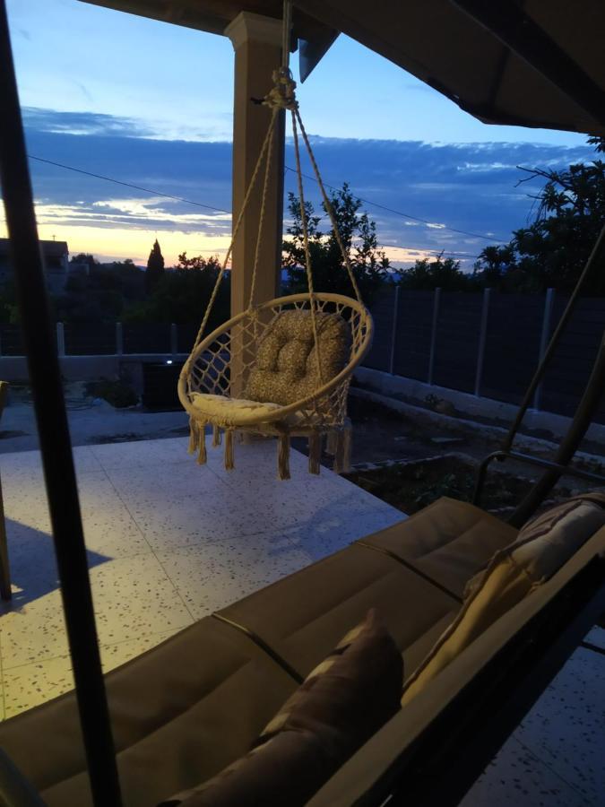 Nikos' Home Gastouri  エクステリア 写真