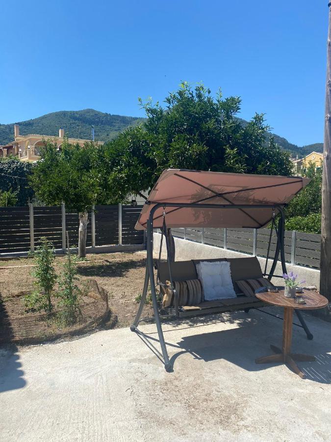 Nikos' Home Gastouri  エクステリア 写真