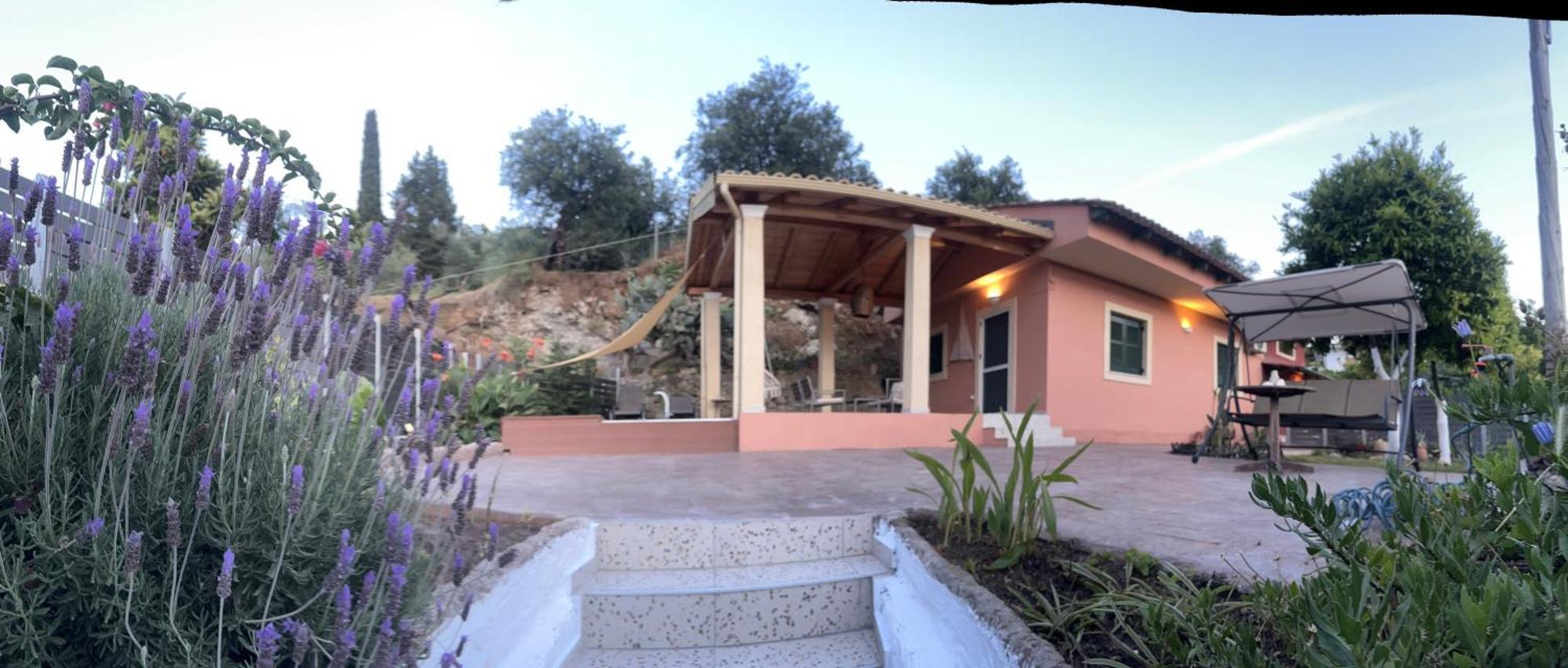Nikos' Home Gastouri  エクステリア 写真